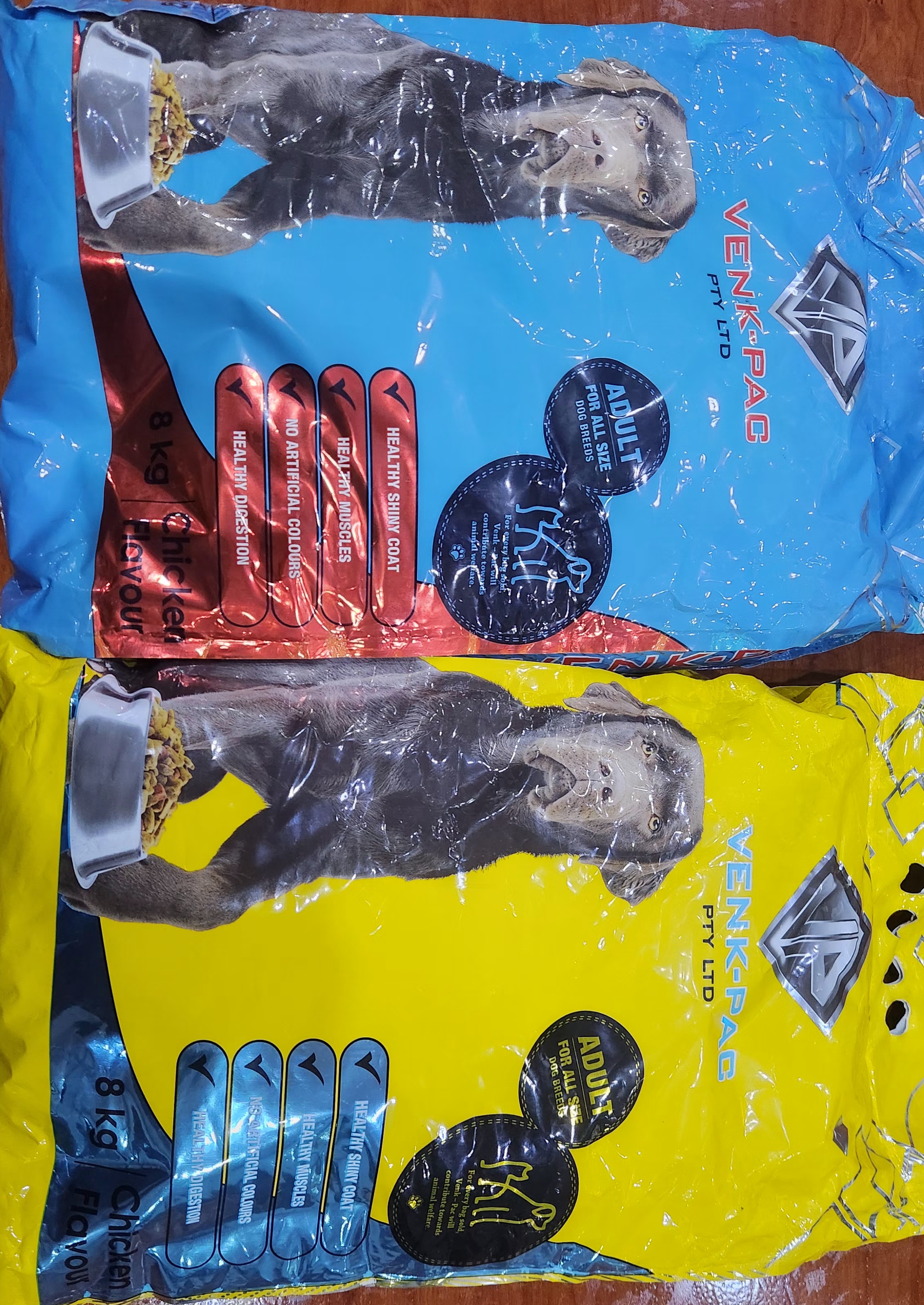 Premium pet food bags with moisture and oxygen barrier protection